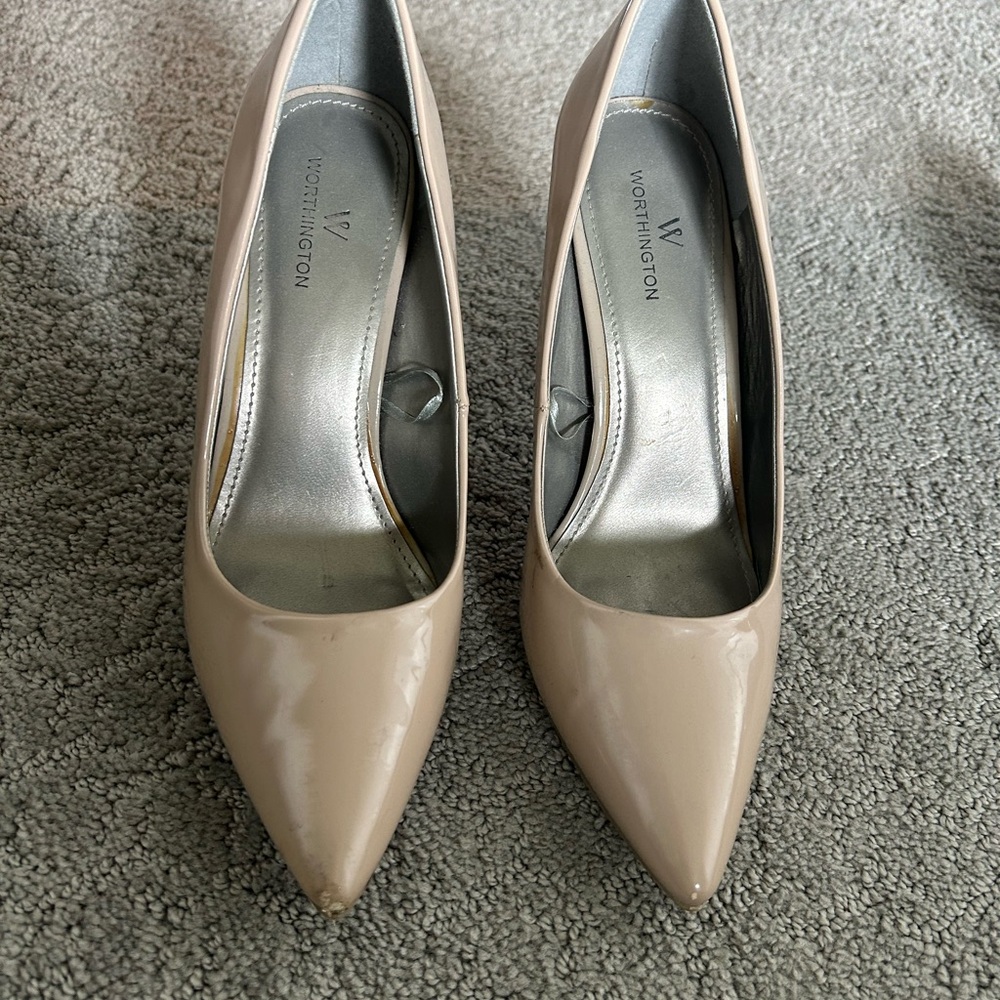 Worthington Women's Nude Heels well-worn